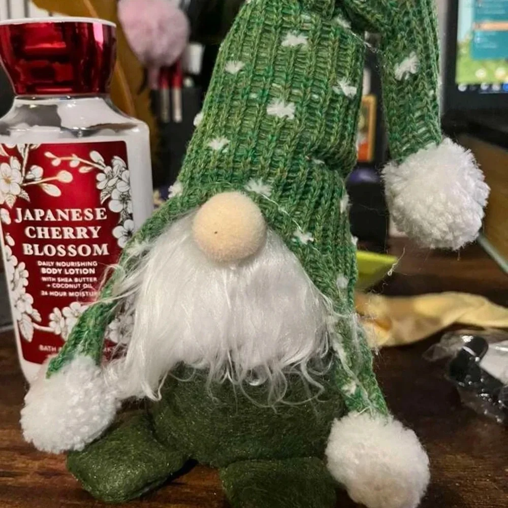 New Handmade Cute Green White Home Decor Linen Polyester Gnome Elf Doll Figurine